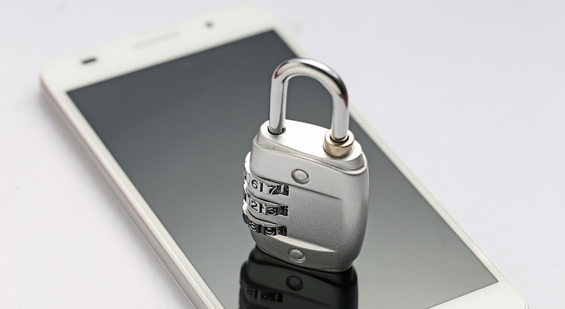 Mobile Device Hacking: Vulnerability Begins When You Pick Up the Phone